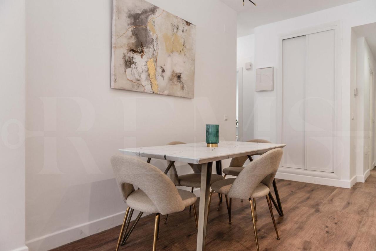 Designed Minimalist Apartment - Malaga Center By Rems Extérieur photo