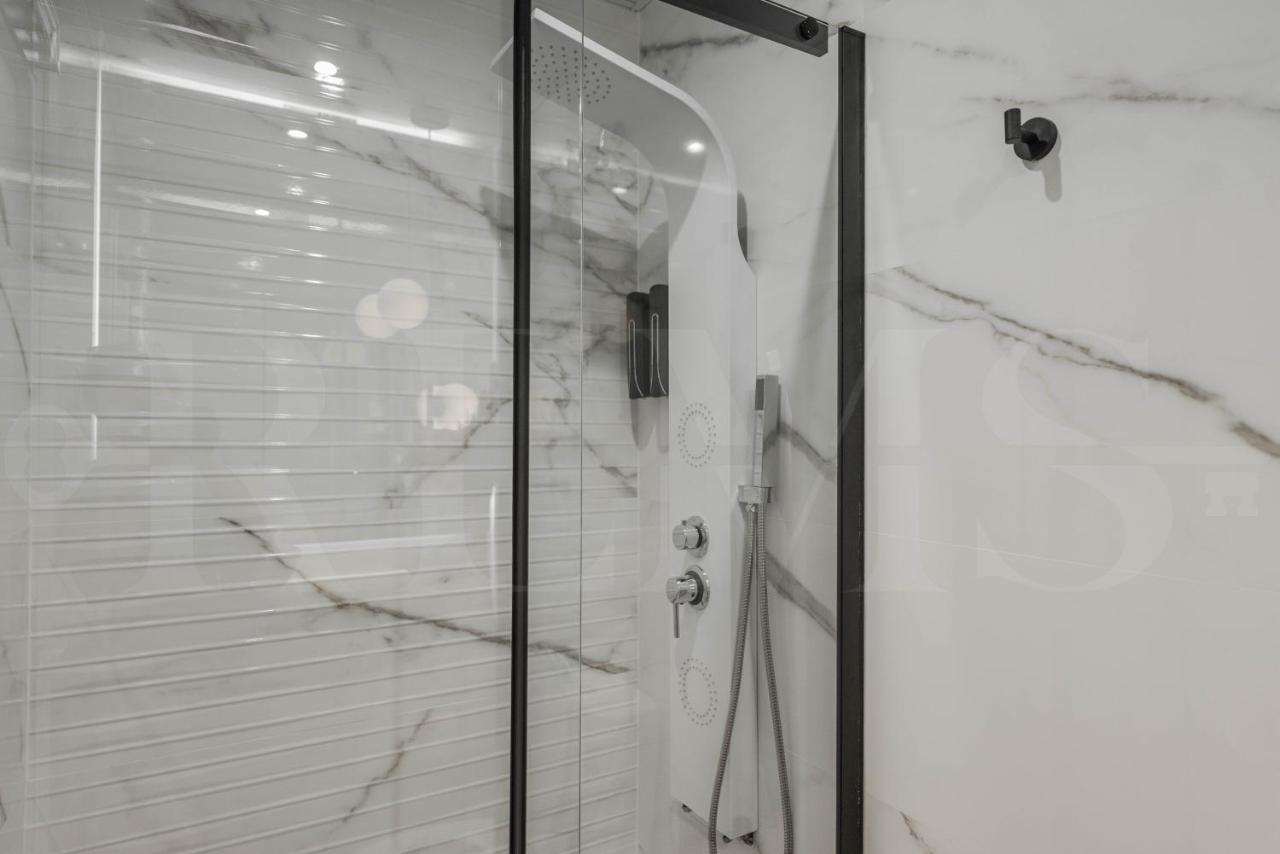 Designed Minimalist Apartment - Malaga Center By Rems Extérieur photo